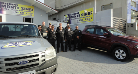 Equipe e veículos — acervo do site Monte Sinai
