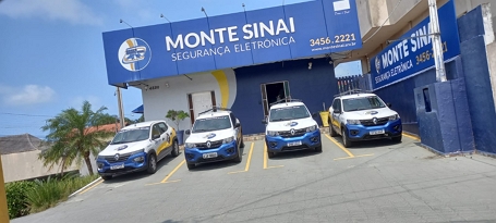 Fachada e viaturas — acervo do site Monte Sinai